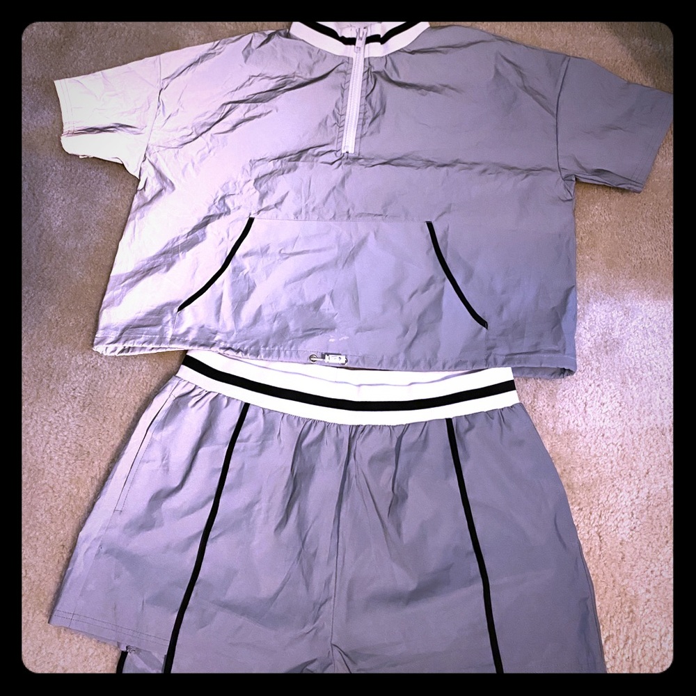3m REFLECTIVE short set - Size L BNWOT